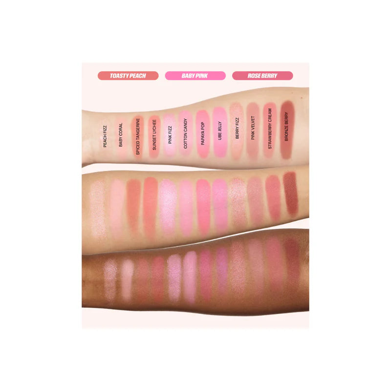 Huda Beauty Blush Filter – Blurring Blushlighters Palette