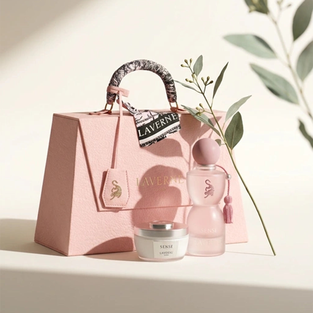 مجموعة سينس من لافيرن – عطر + باودر + شنطة | Laverne Sense Collection